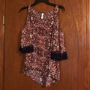 Shirt with off the shoulder sleeves!